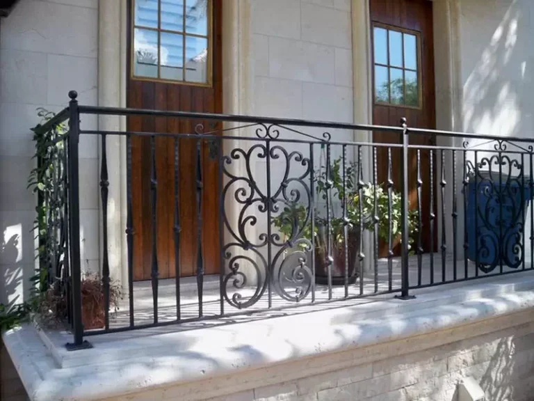 mertsan-ferforje-dis-mekan-korkuluklari_002